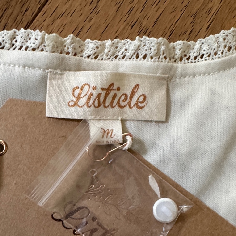 😊NWT Listicle Cream Lace Eyelet Blouse - Picture 2 of 10